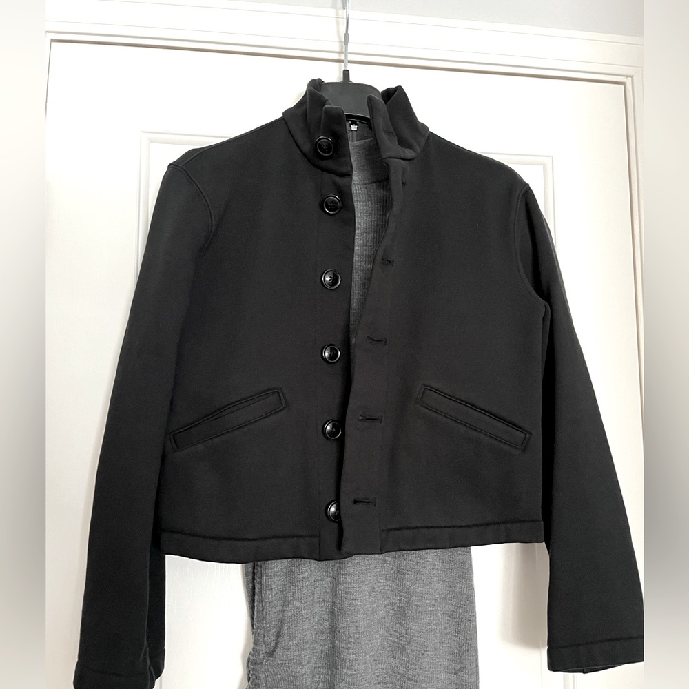 Uniqlo fleece jacket in black